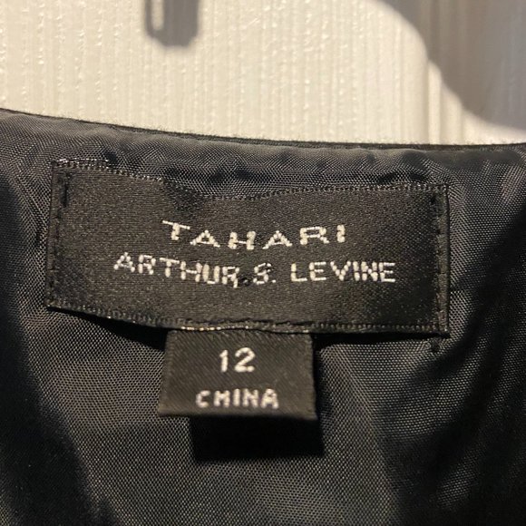 Tahari tweed black dress size 12 - Picture 8 of 10